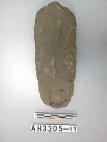 藏品(大長條形打製石斧)的圖片